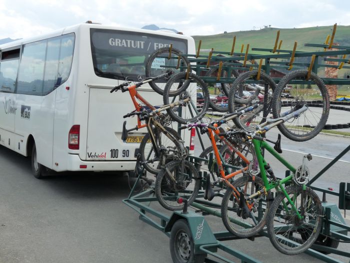 Navette gratuite sommet du Bisanne Navette d'accès au sommet du Bisanne aux Saisies, départ la Dév'Albertville